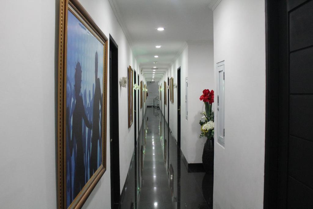 California Hotel Джакарта Екстер'єр фото